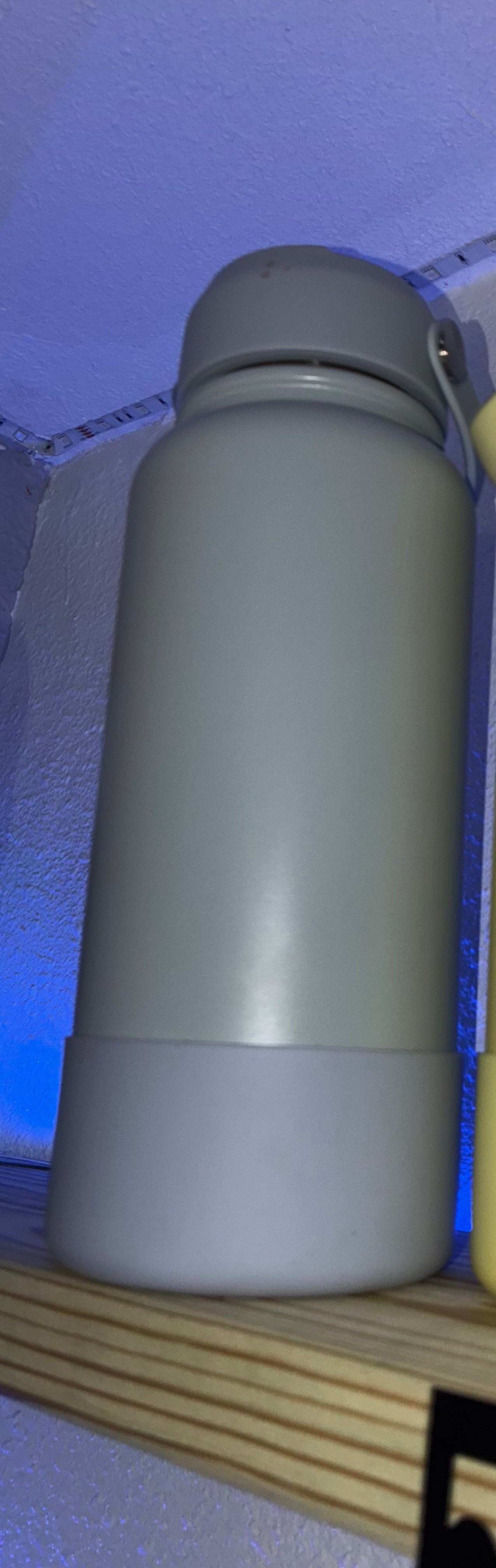 32oz blue purple water bottle