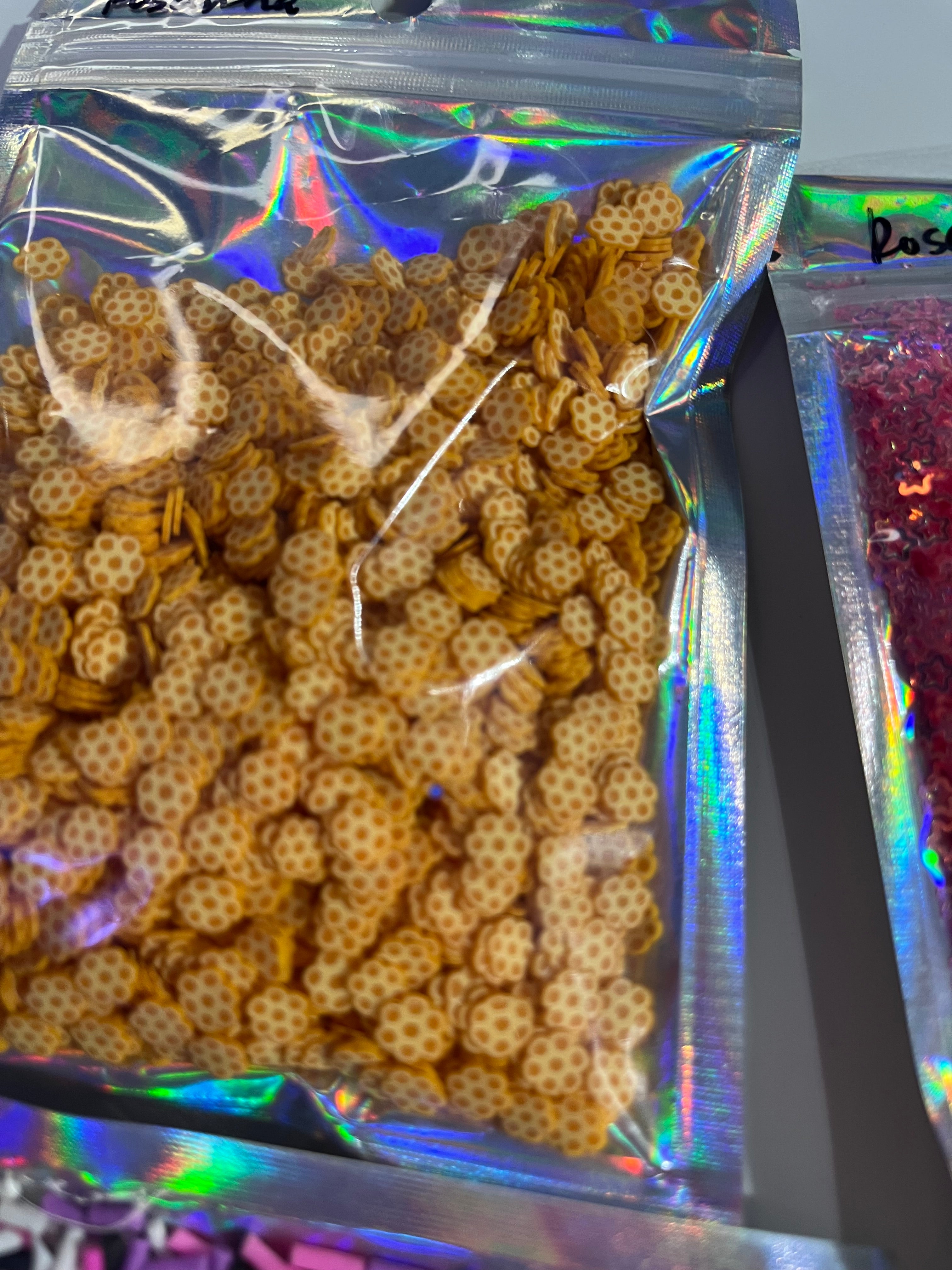 Honey comb poly clay