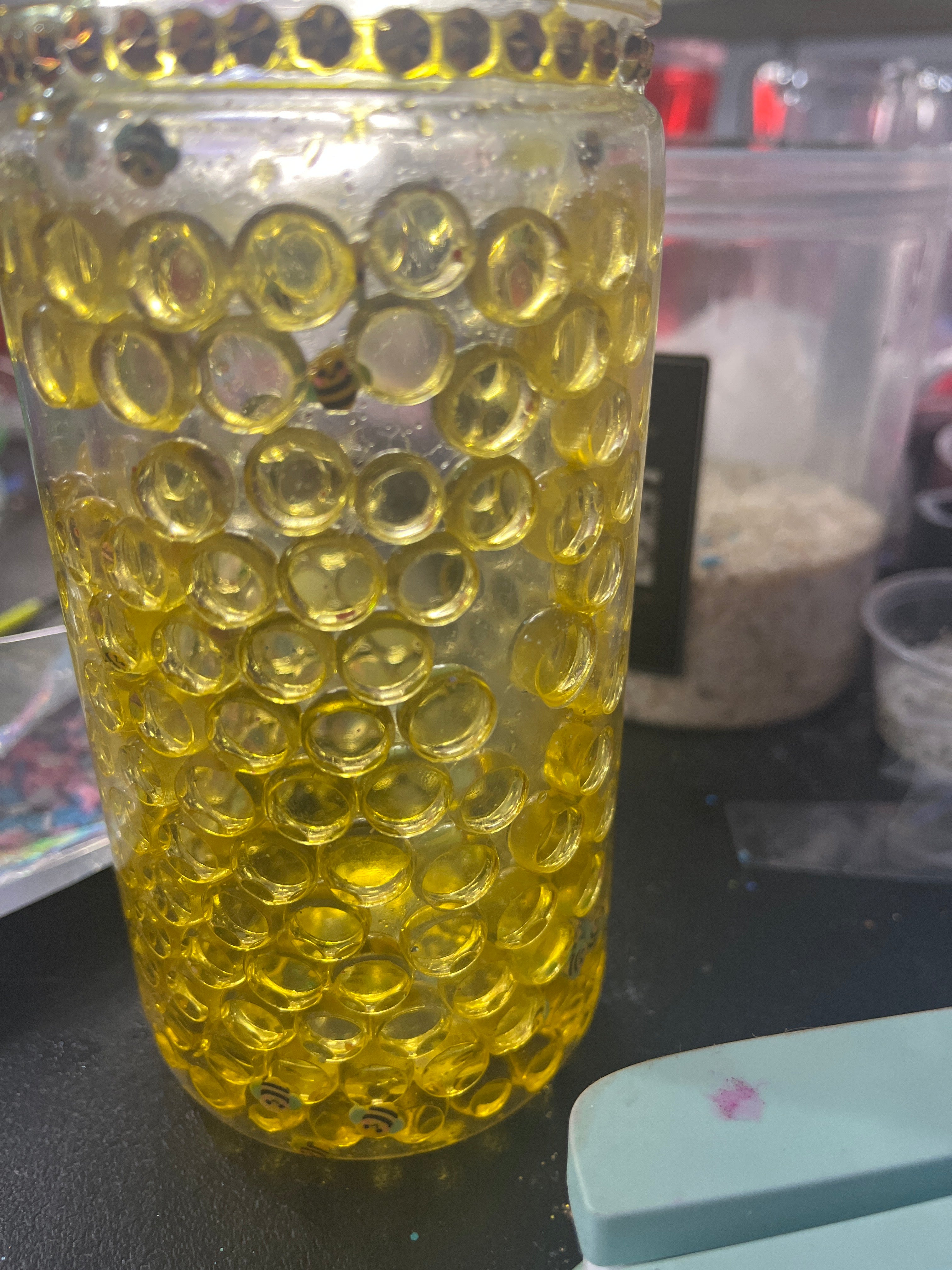 Honey comb cup