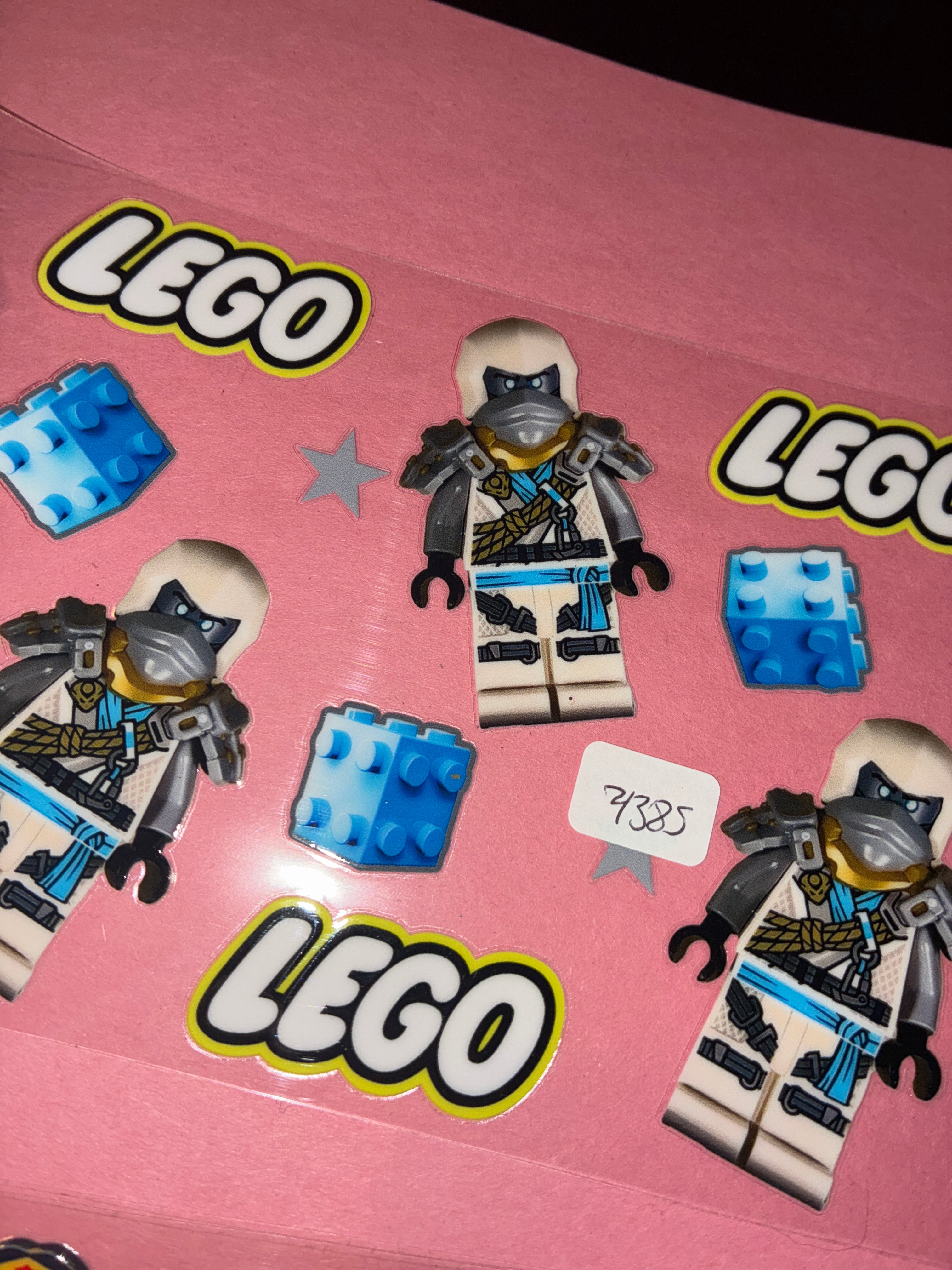 4385