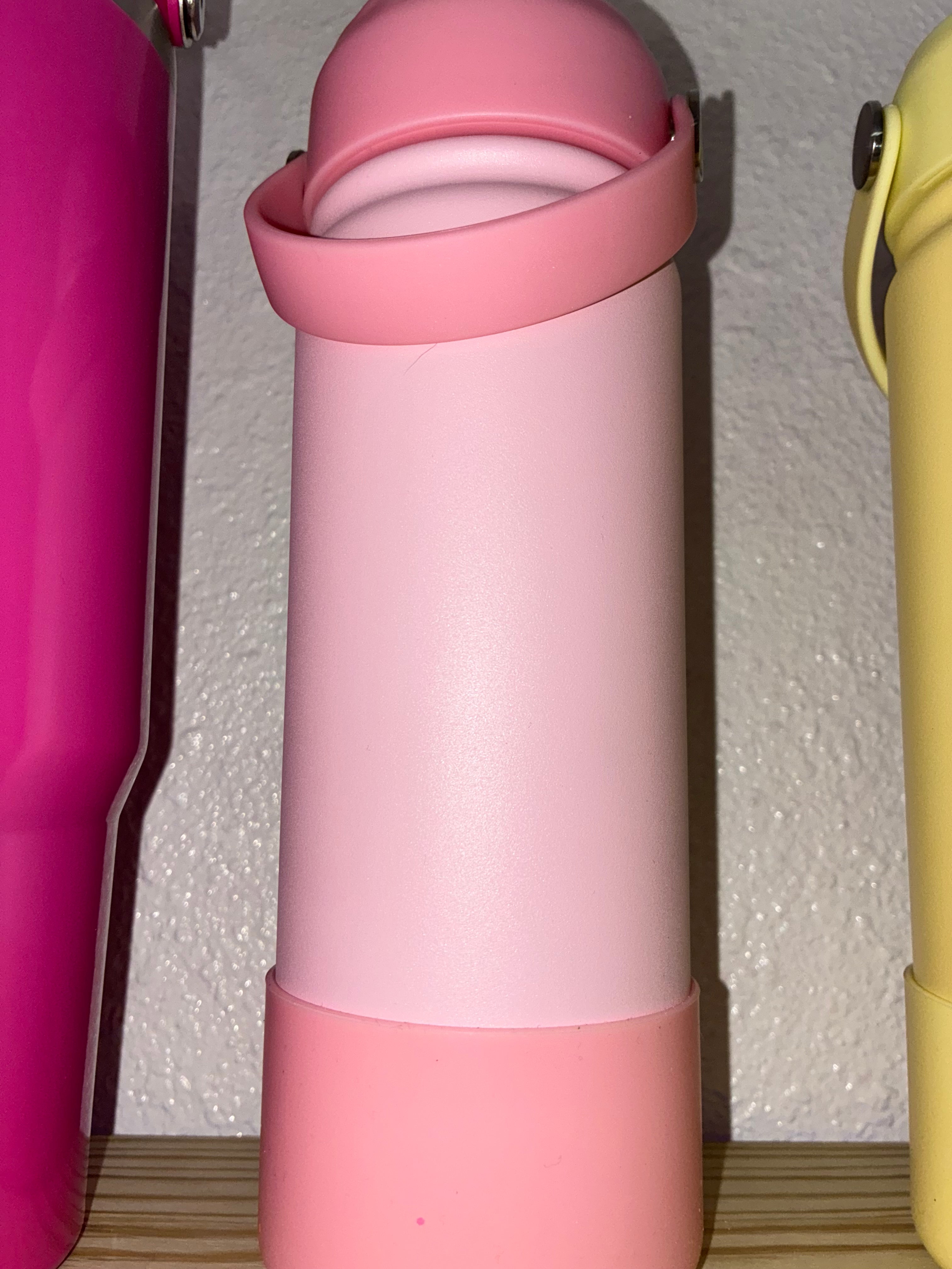 18oz light pink water bottle