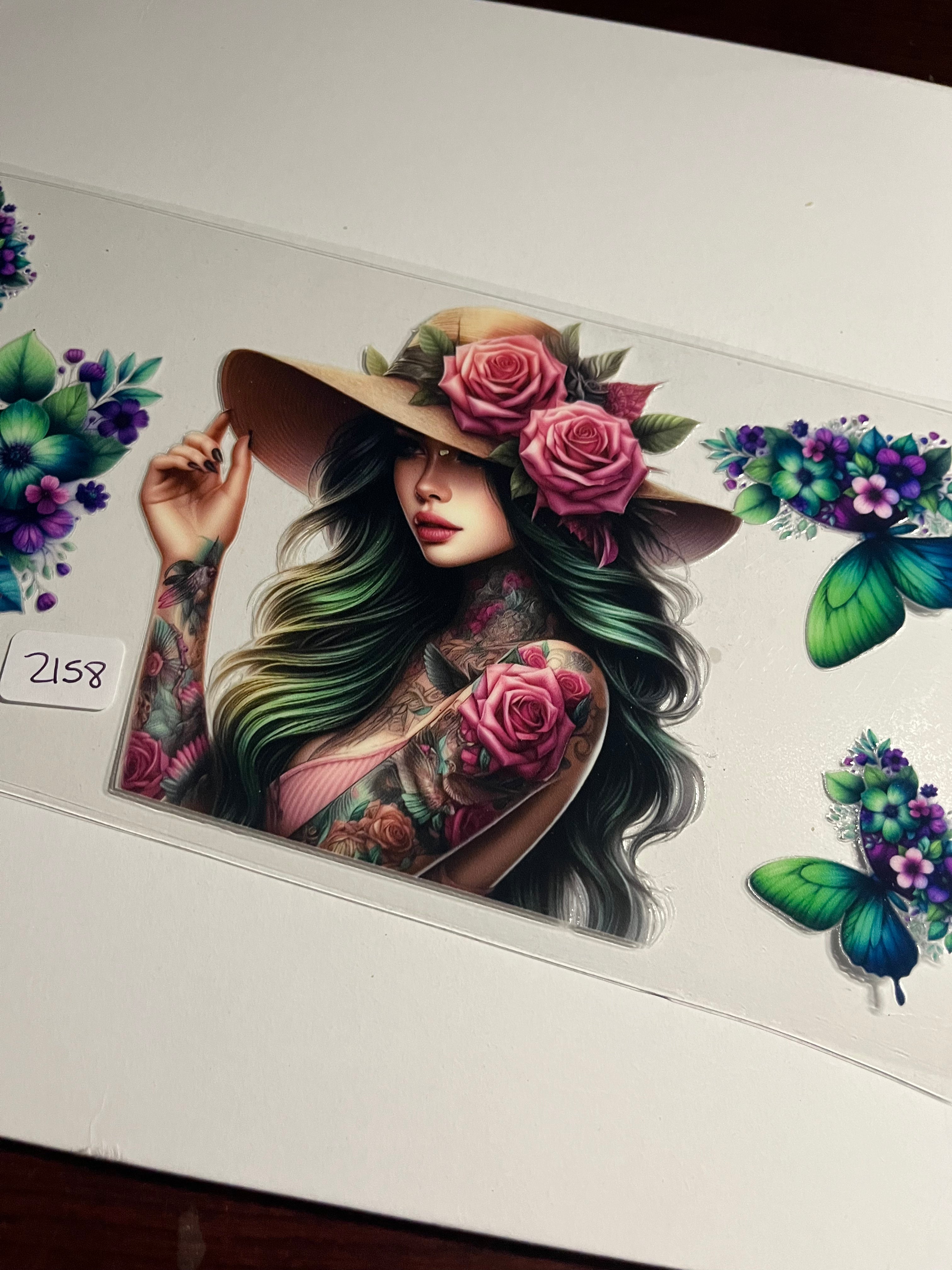 Girl with hat tat 2158