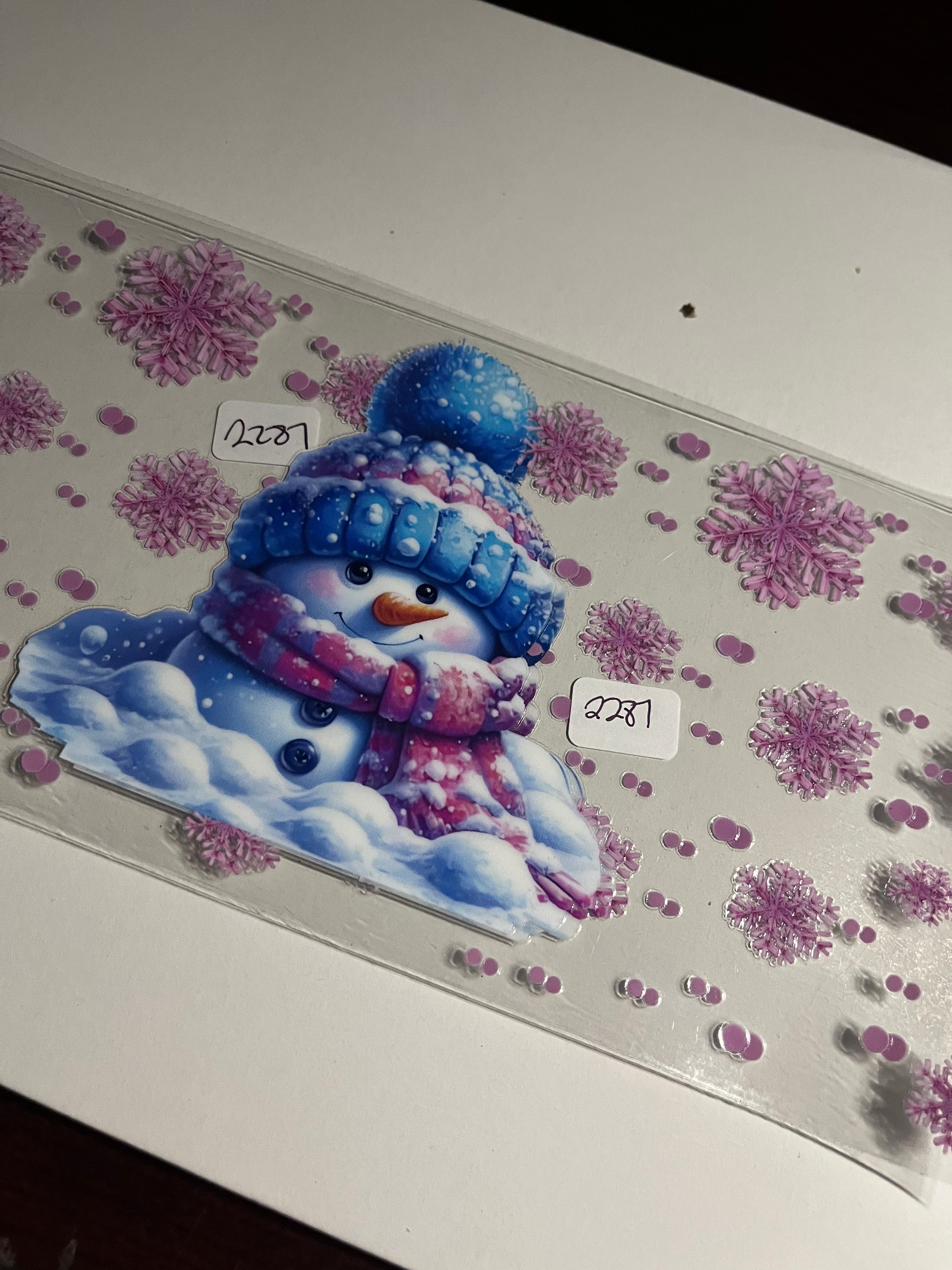 Snowman pink snowflakes 2287