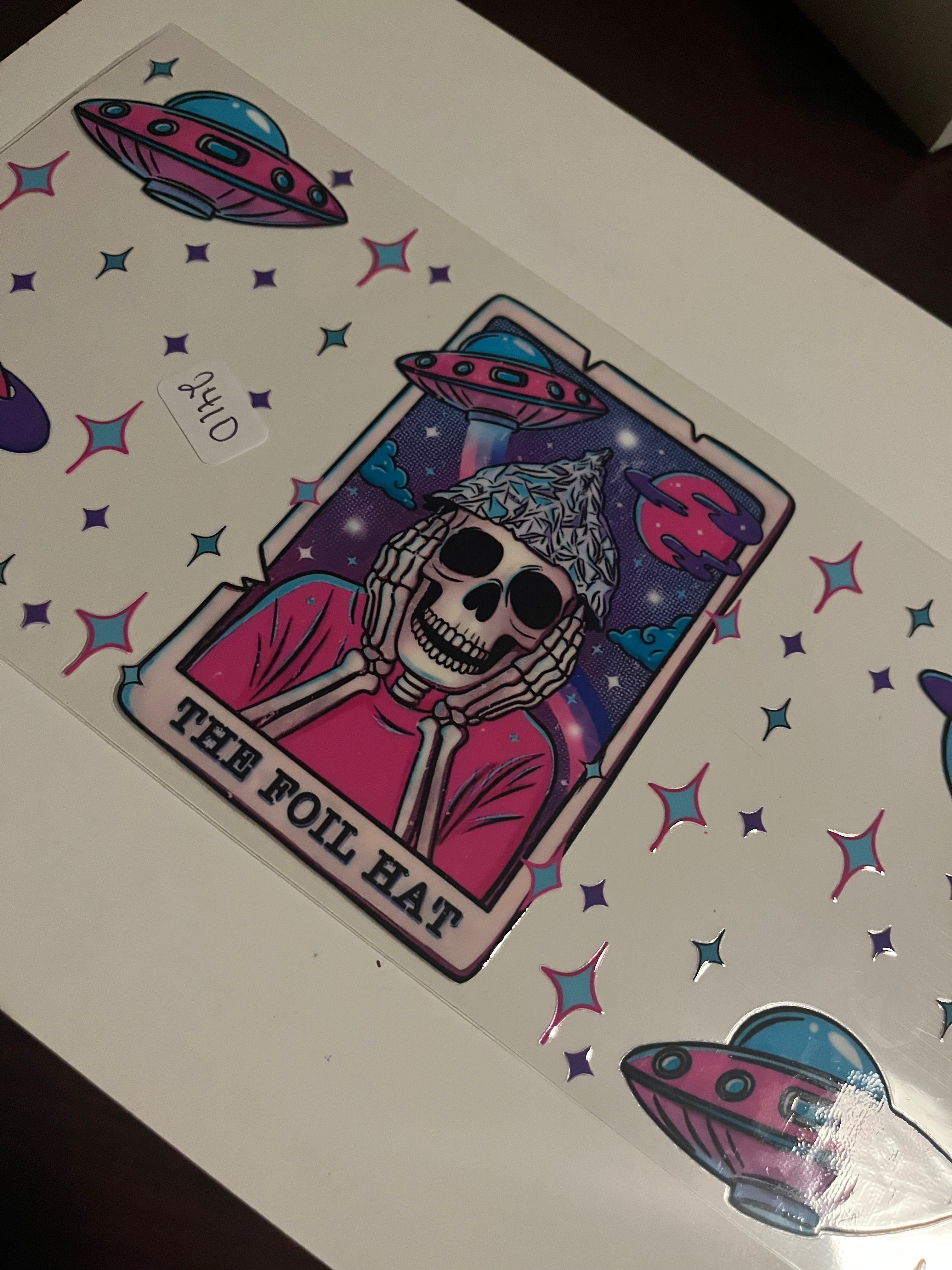 Foil hat tarot 2410