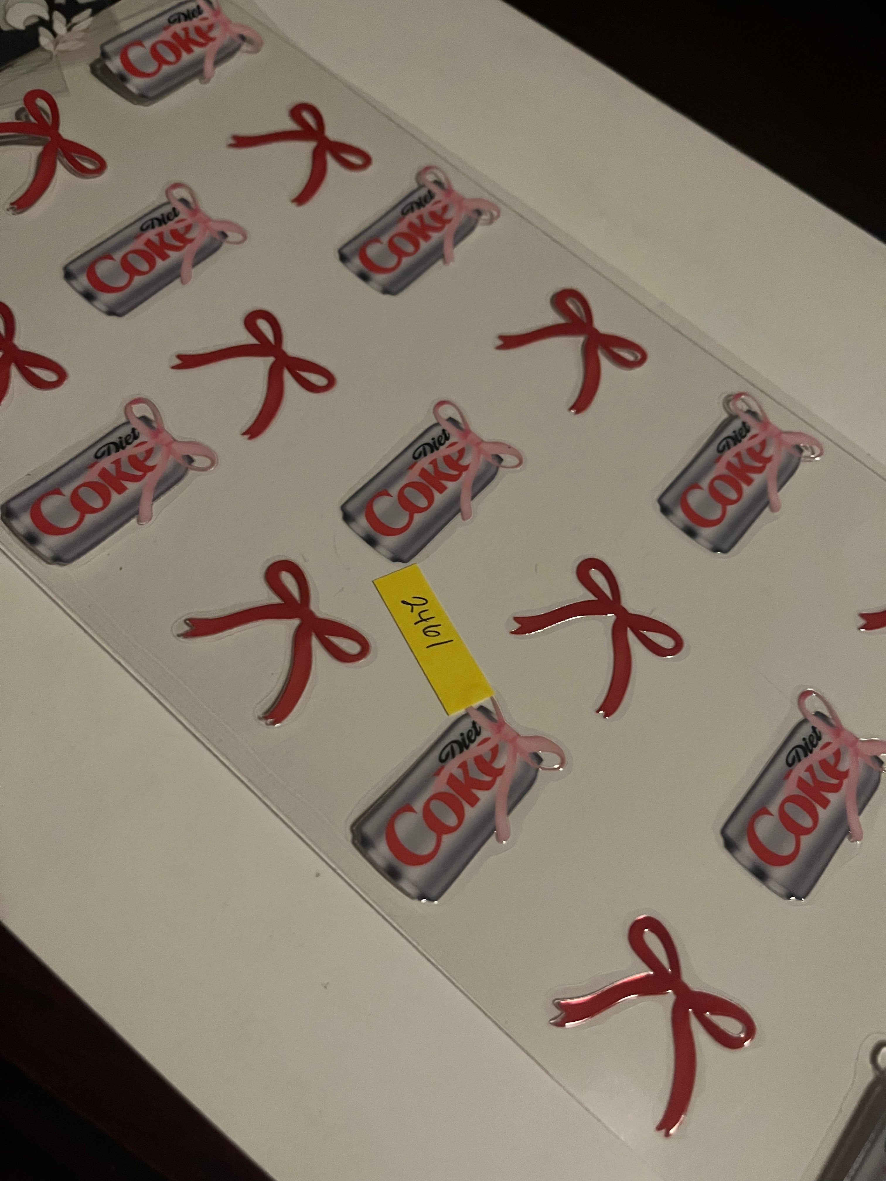 Diet Coke bows 2461