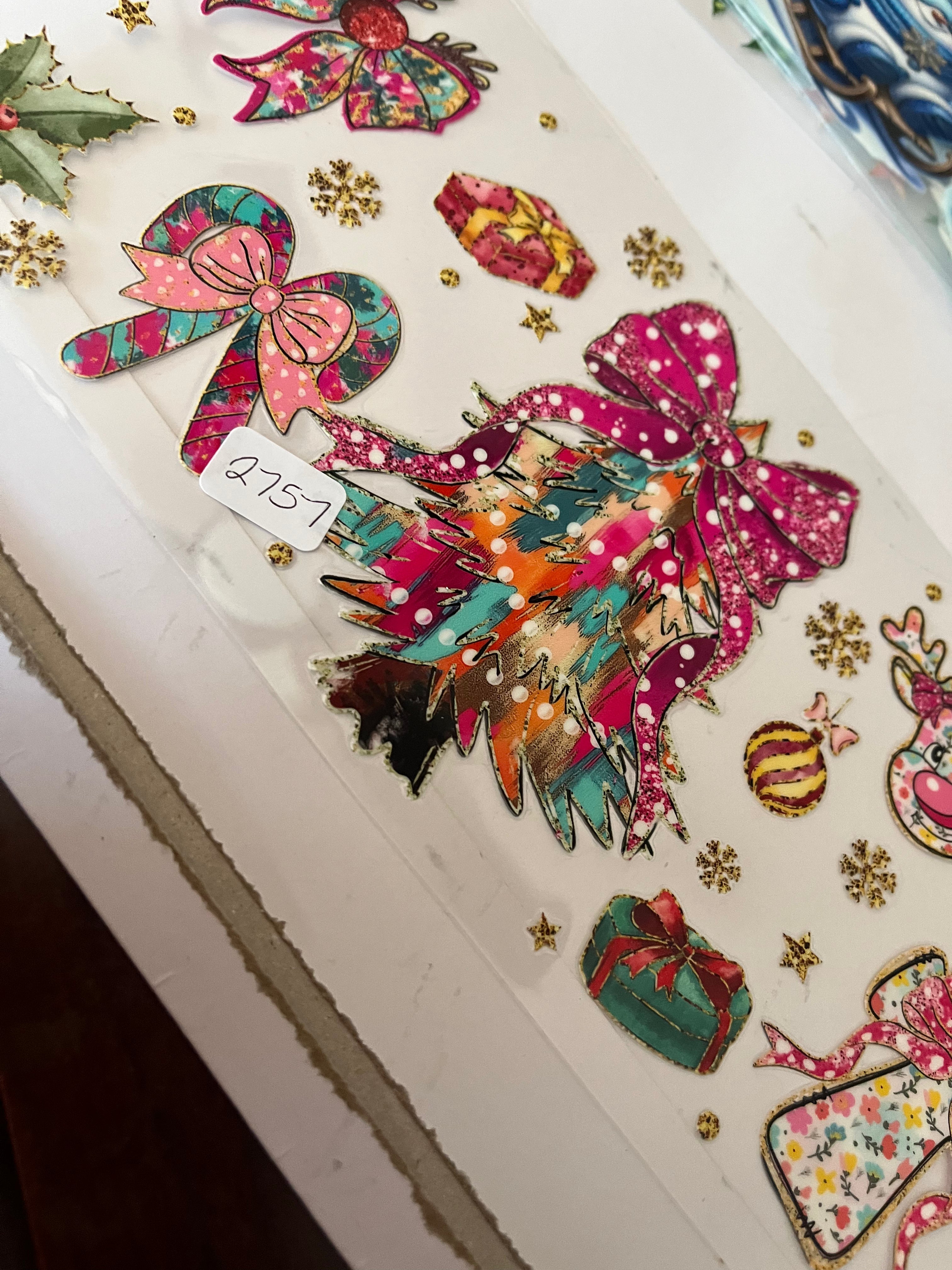 Christmas tree rainbow 2757