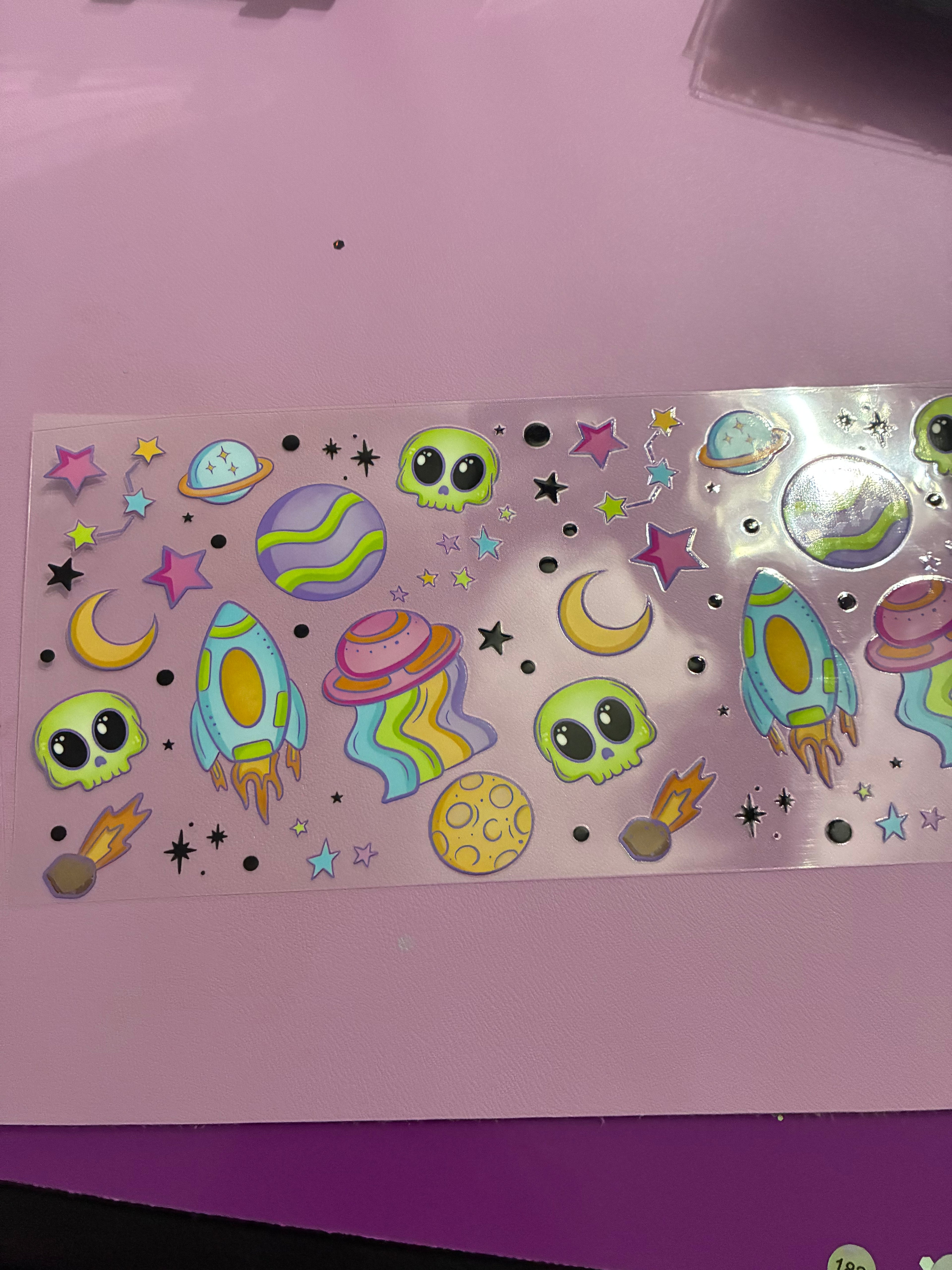 Alien theme cartoon #514