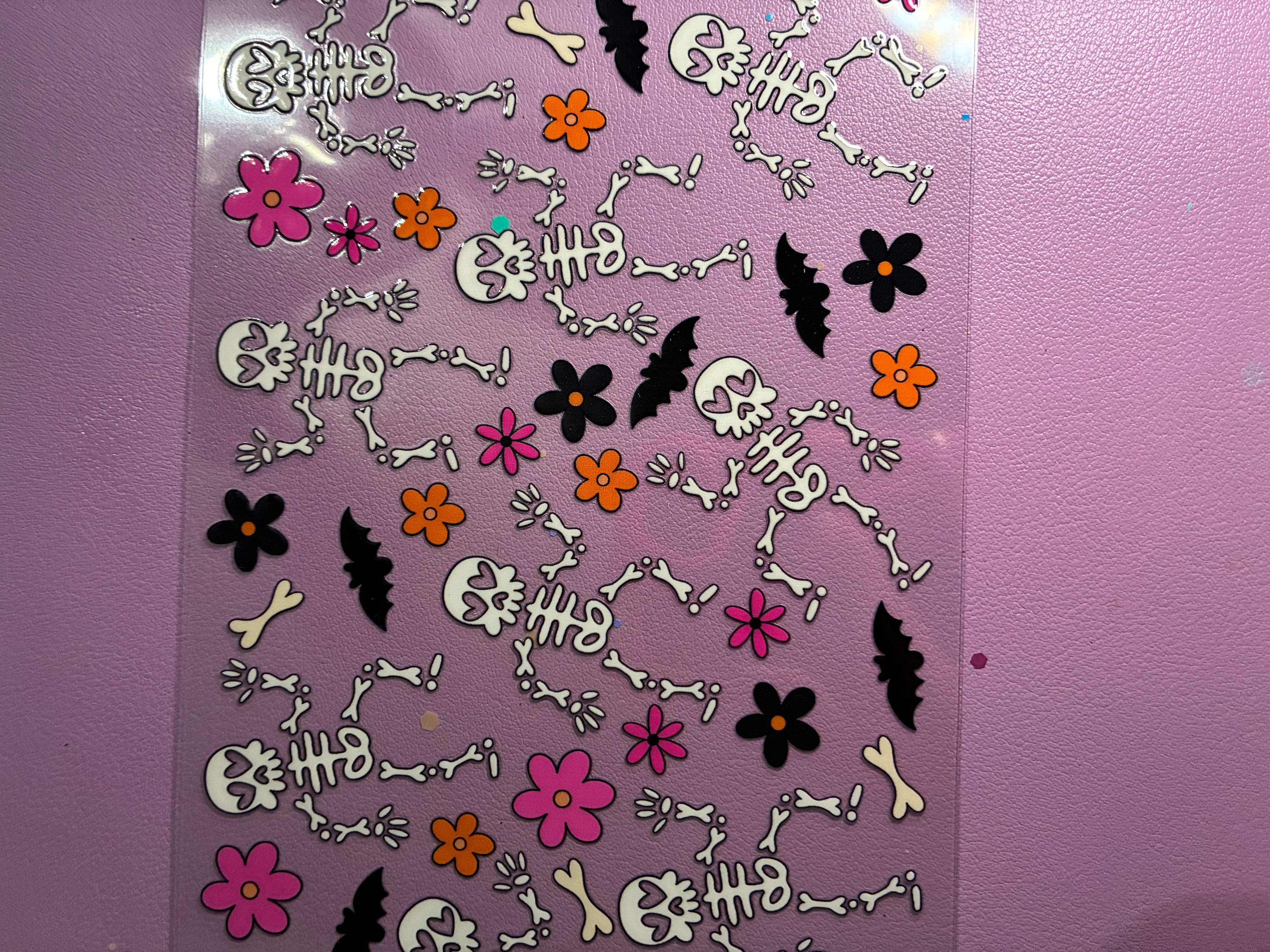 Skeleton with flowers and bats 557