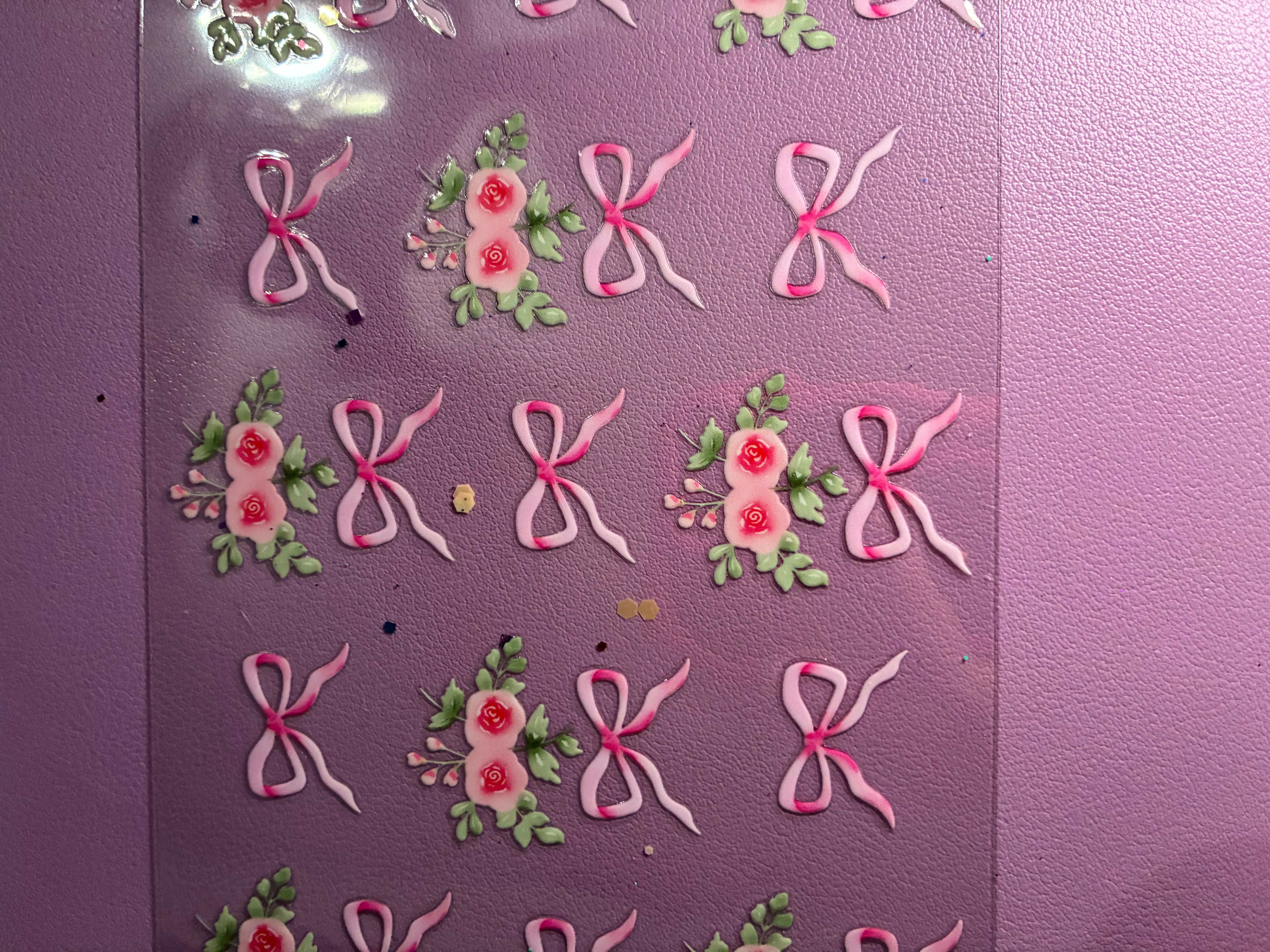Pink bows and flowers cup wrap