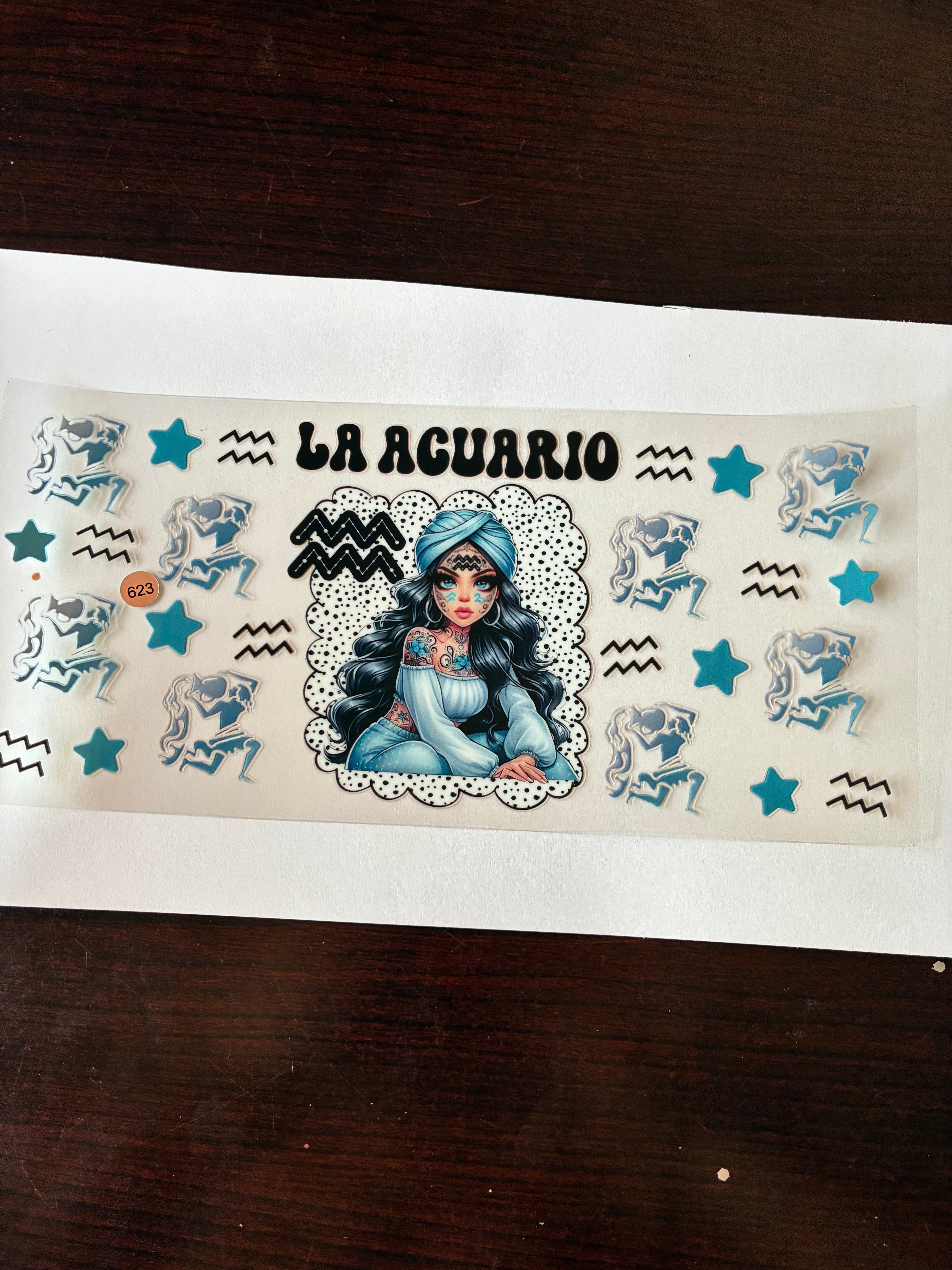 Horoscope Aguario Hispanic 623