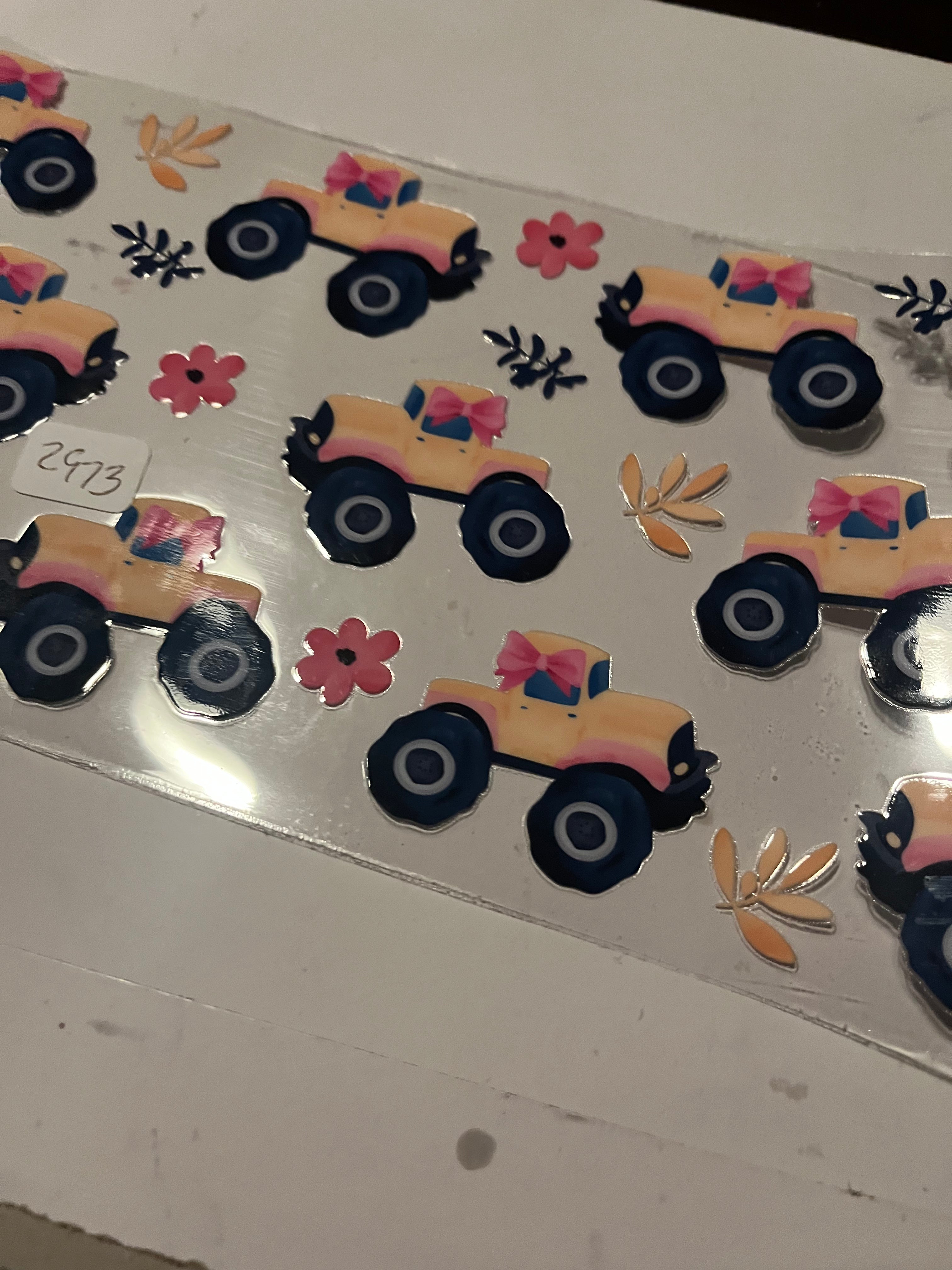 Truck with bow 2973