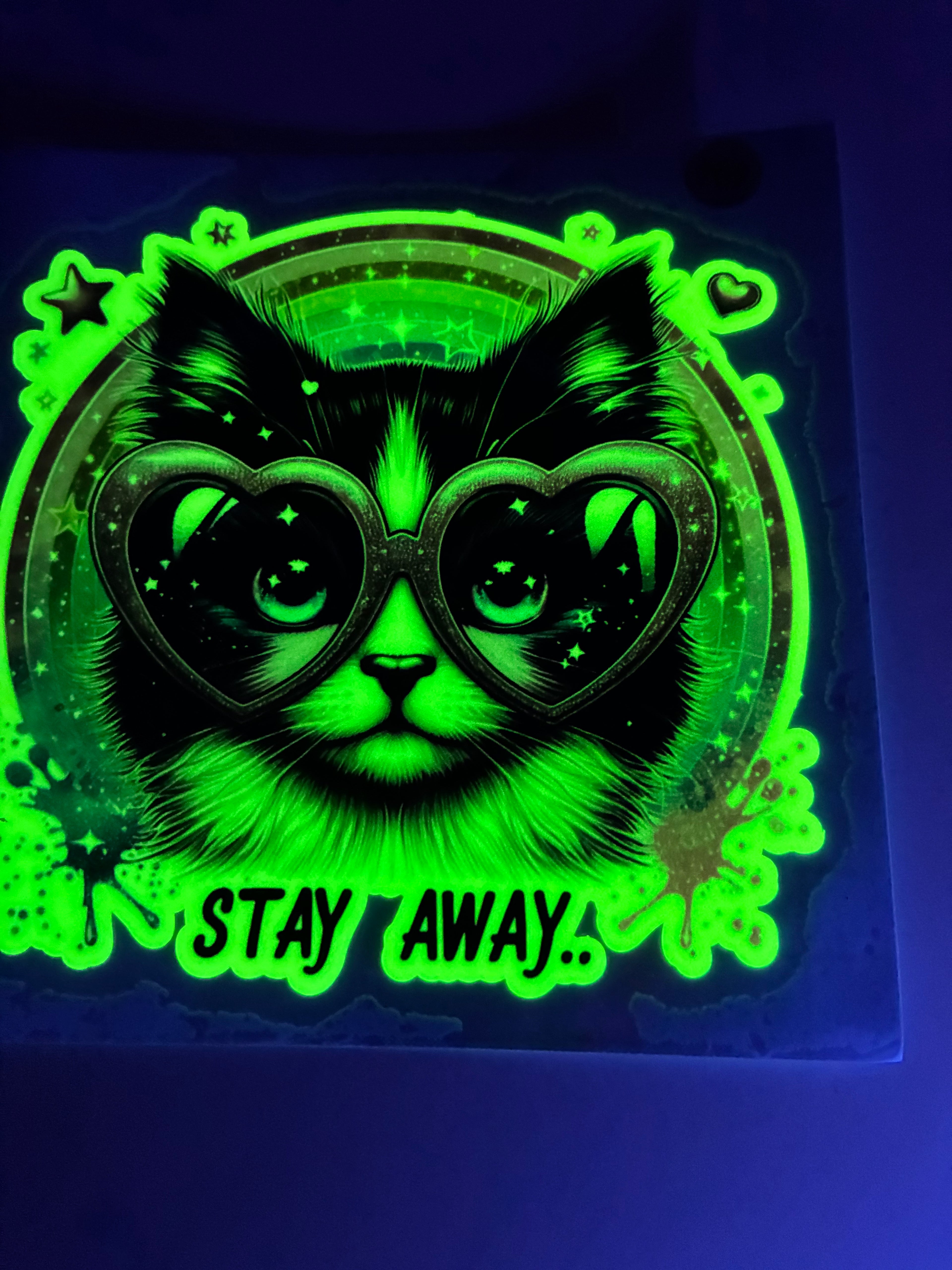 Glow in dark cat stay away 762
