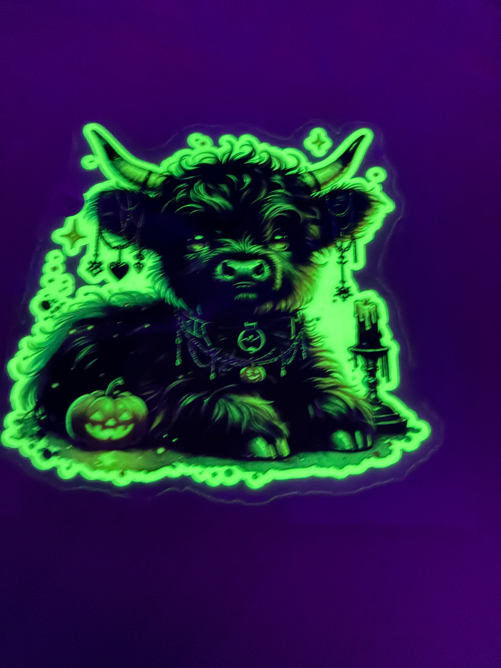 Halloween cow glow in dark 772