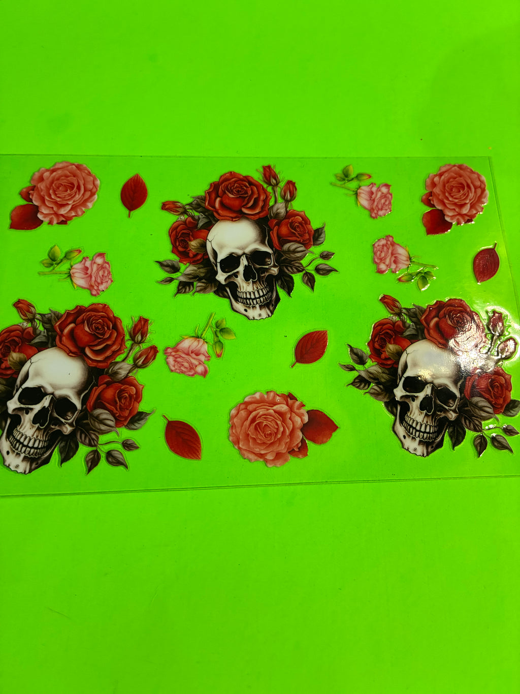 Skeleton with flowers 1001