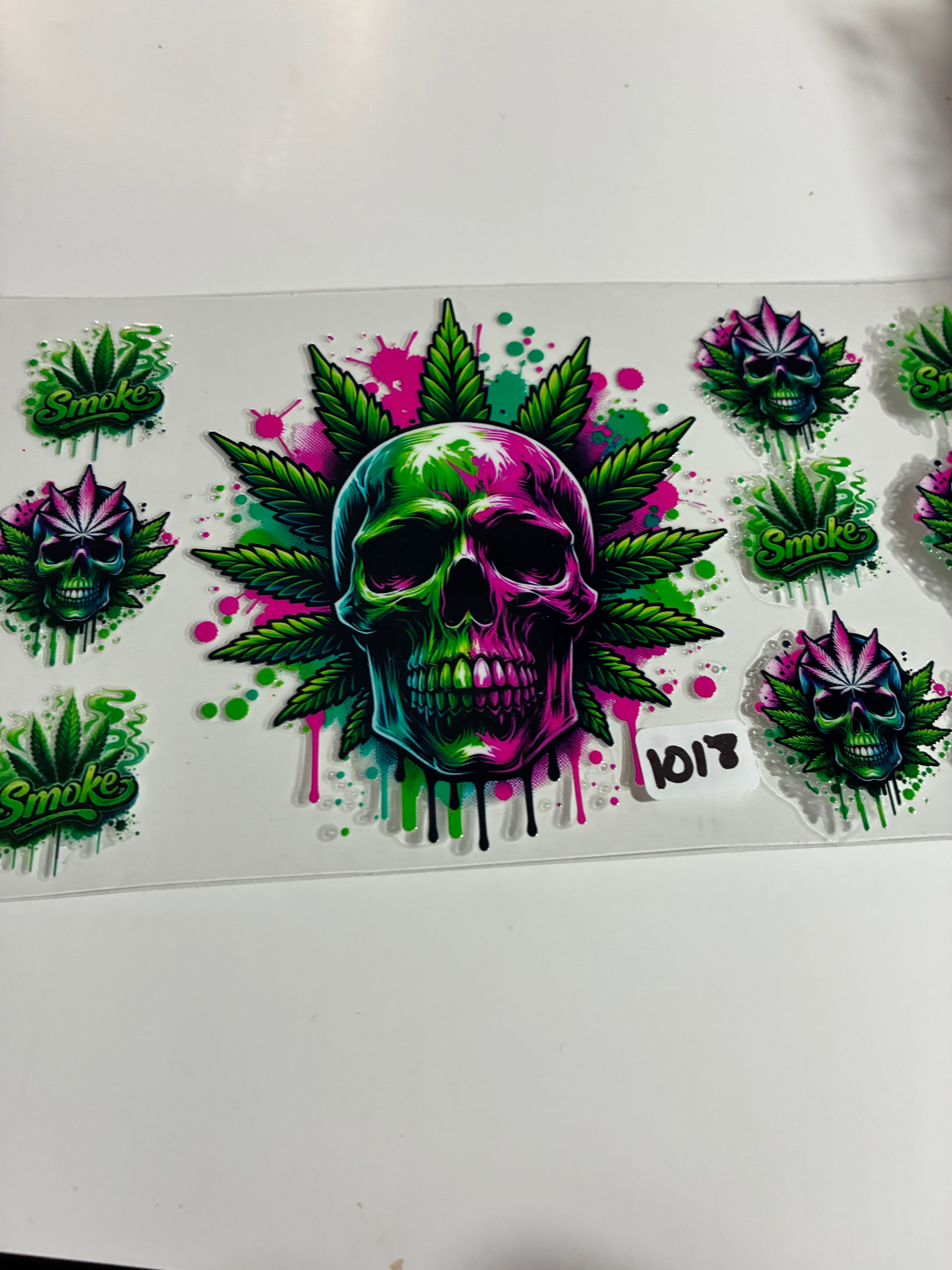 Cannabis smoke 1018