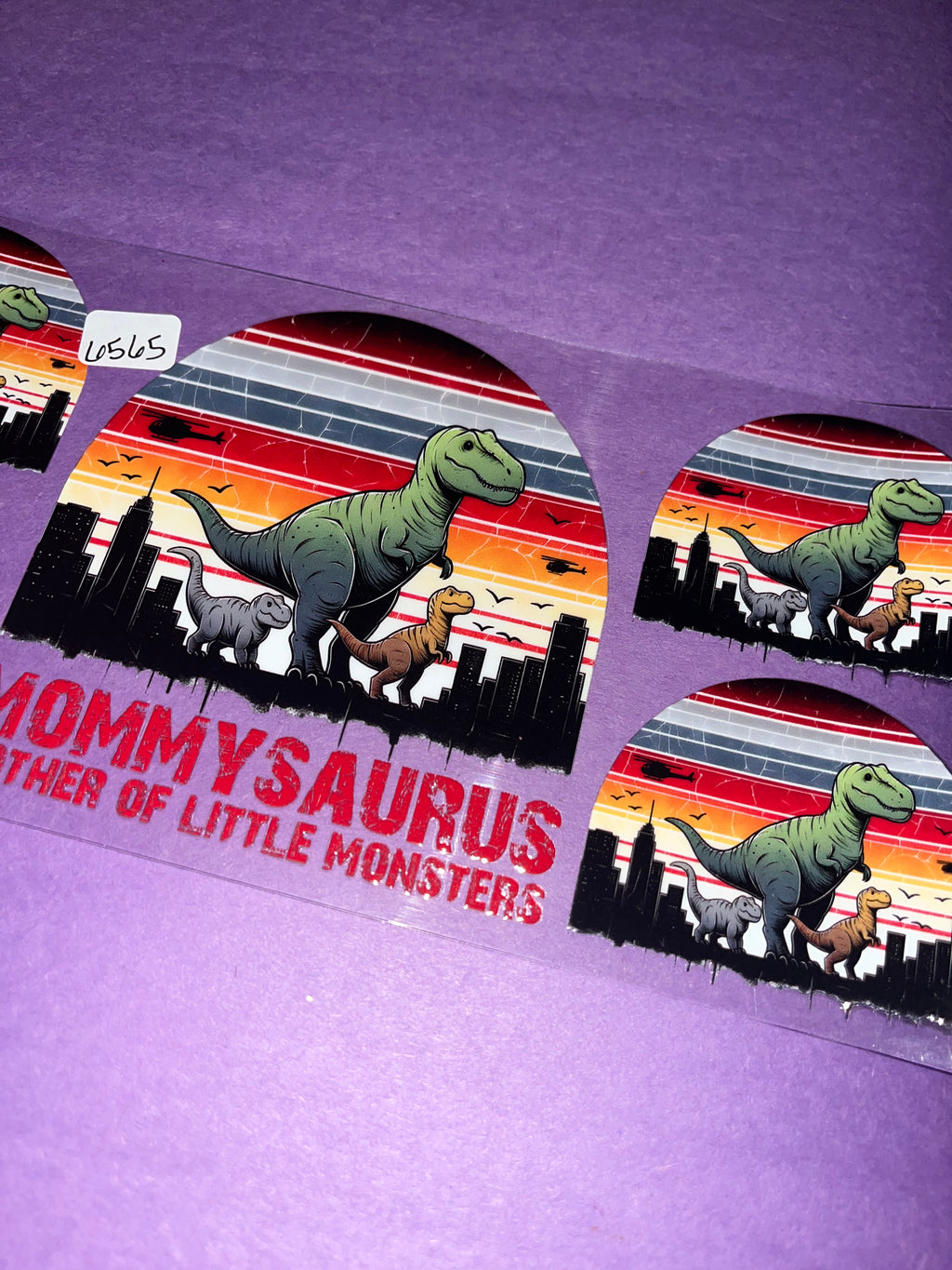 6565 mommysaurus