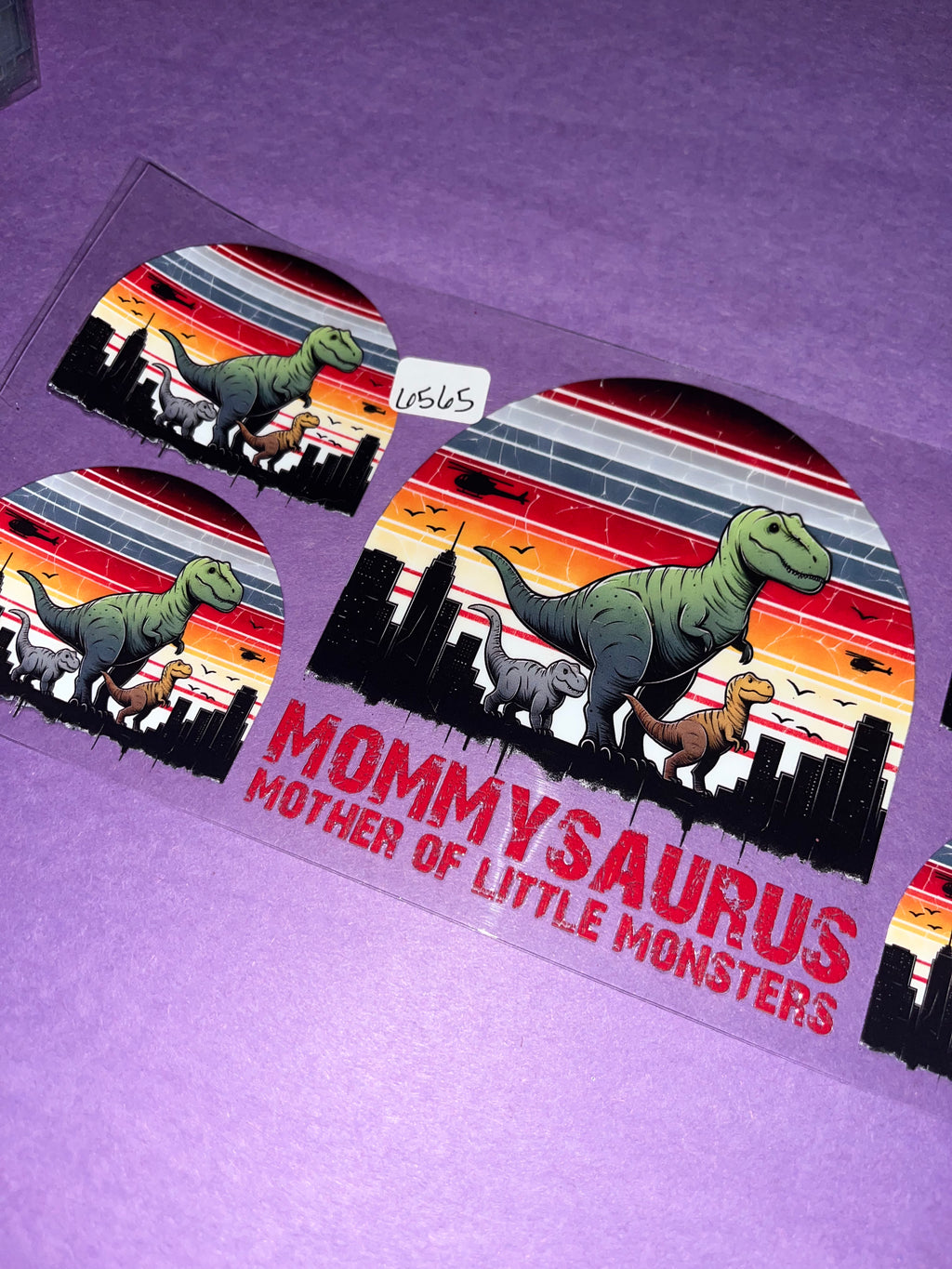6565 mommysaurus