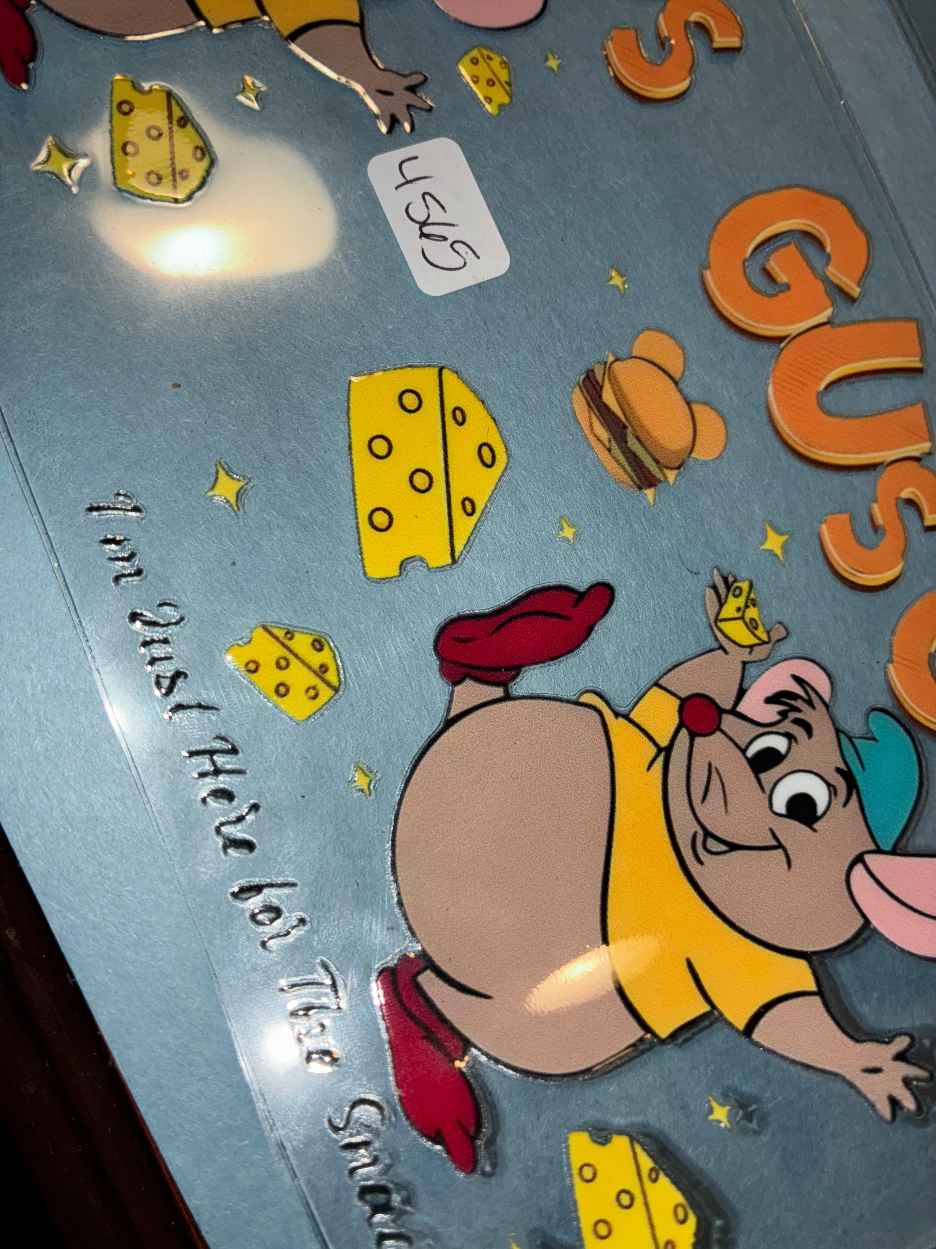 4565