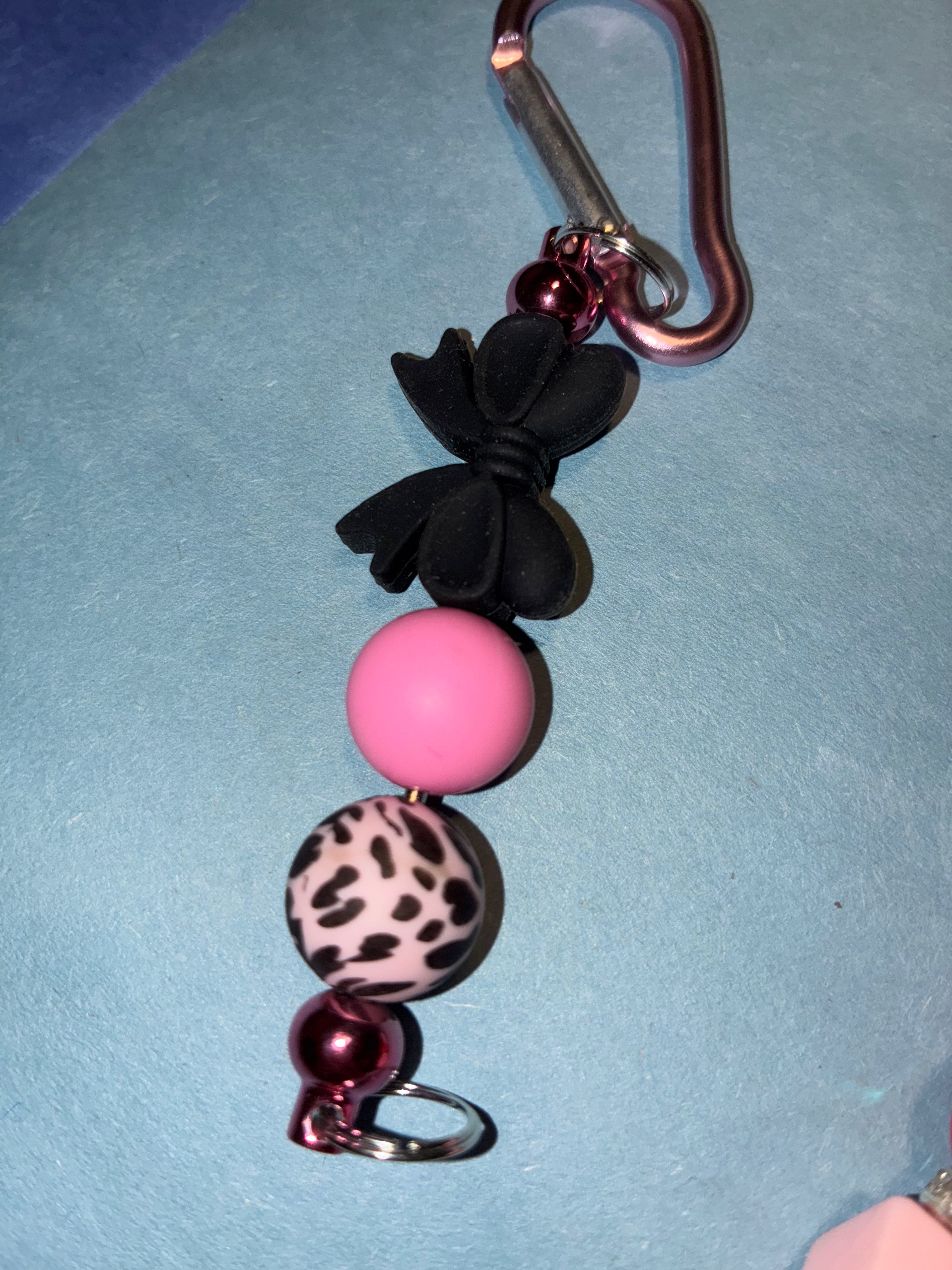 Bow keychain