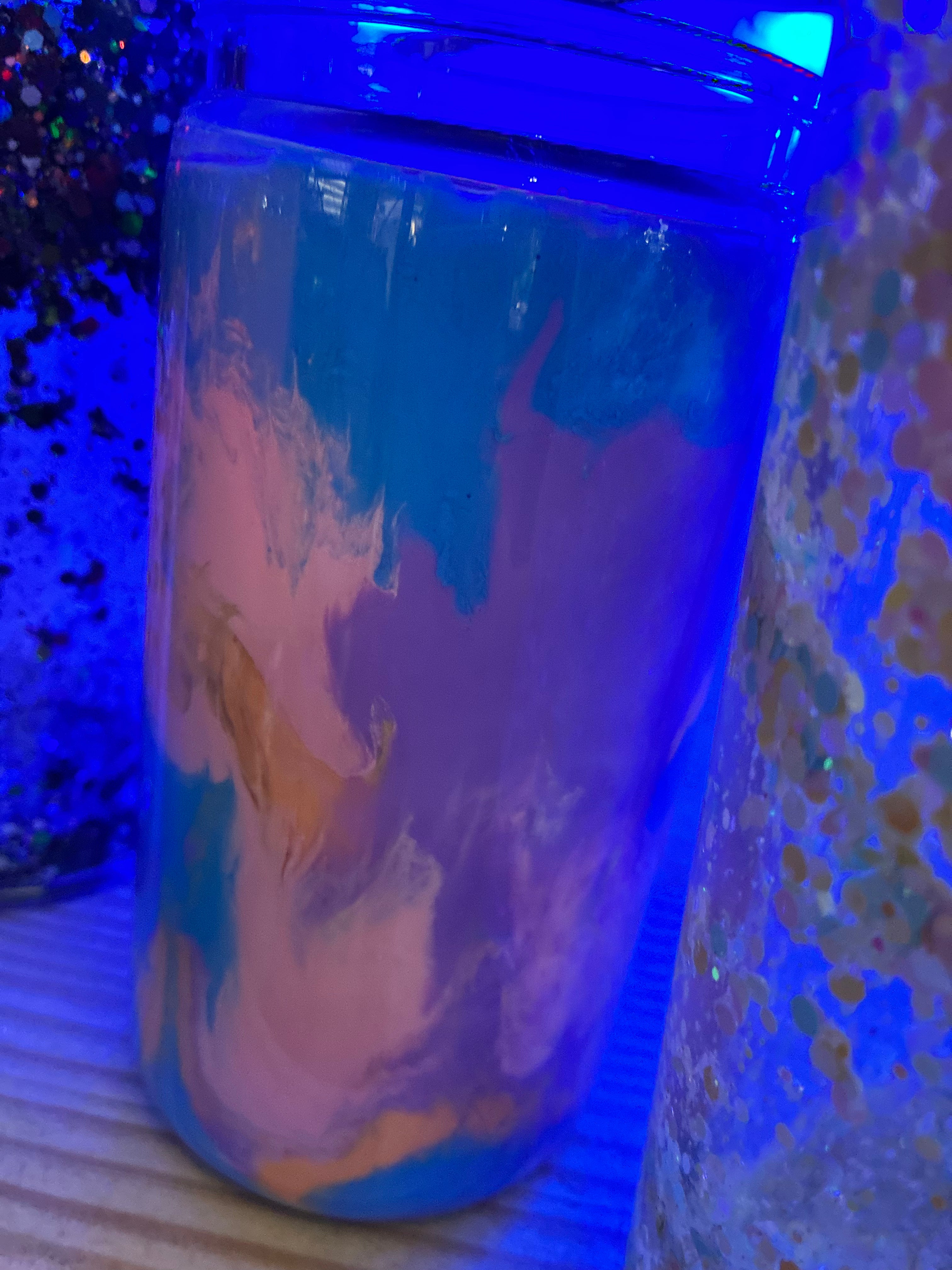 Paint cup