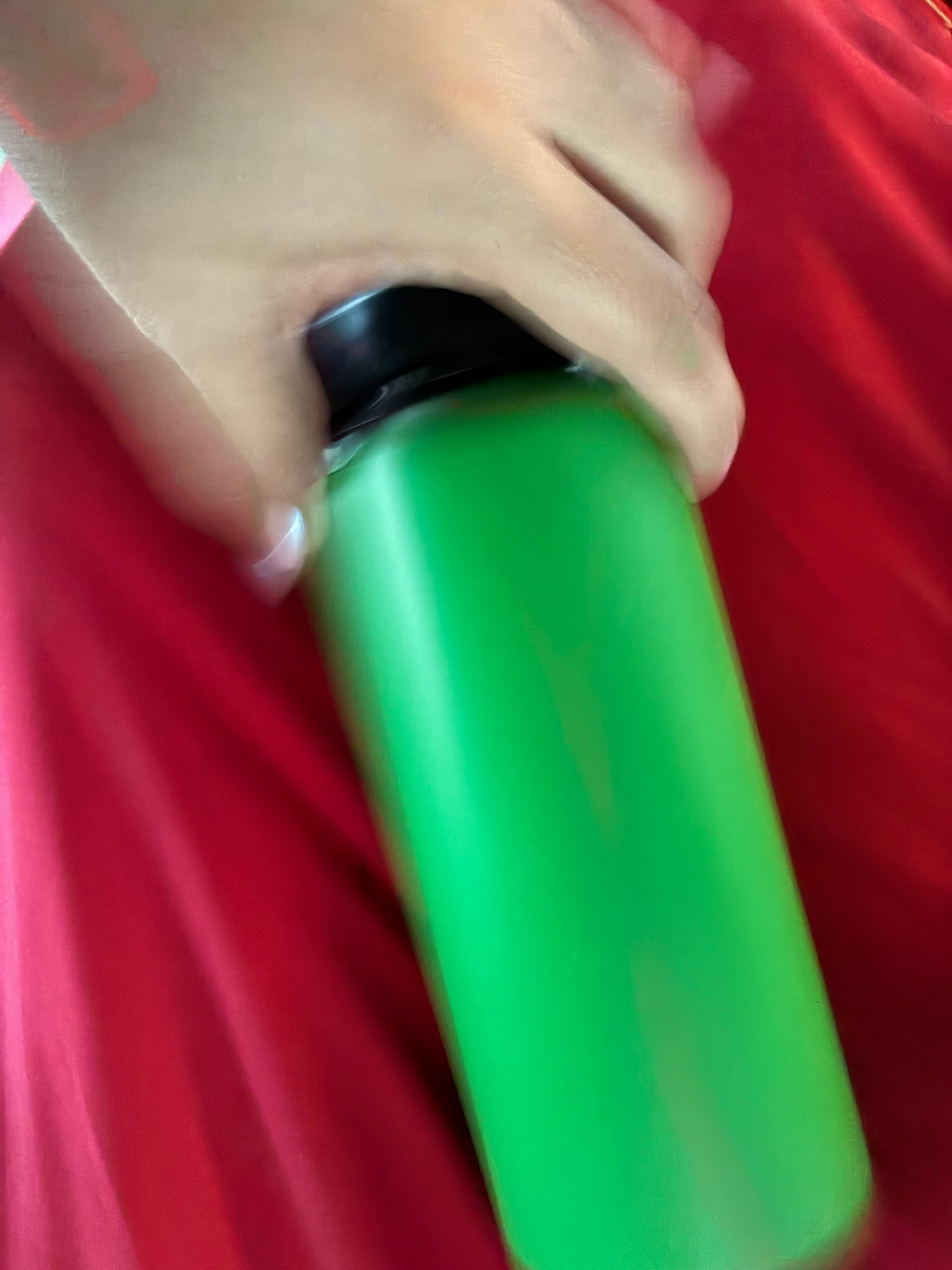 20oz geeen aluminum water bottle