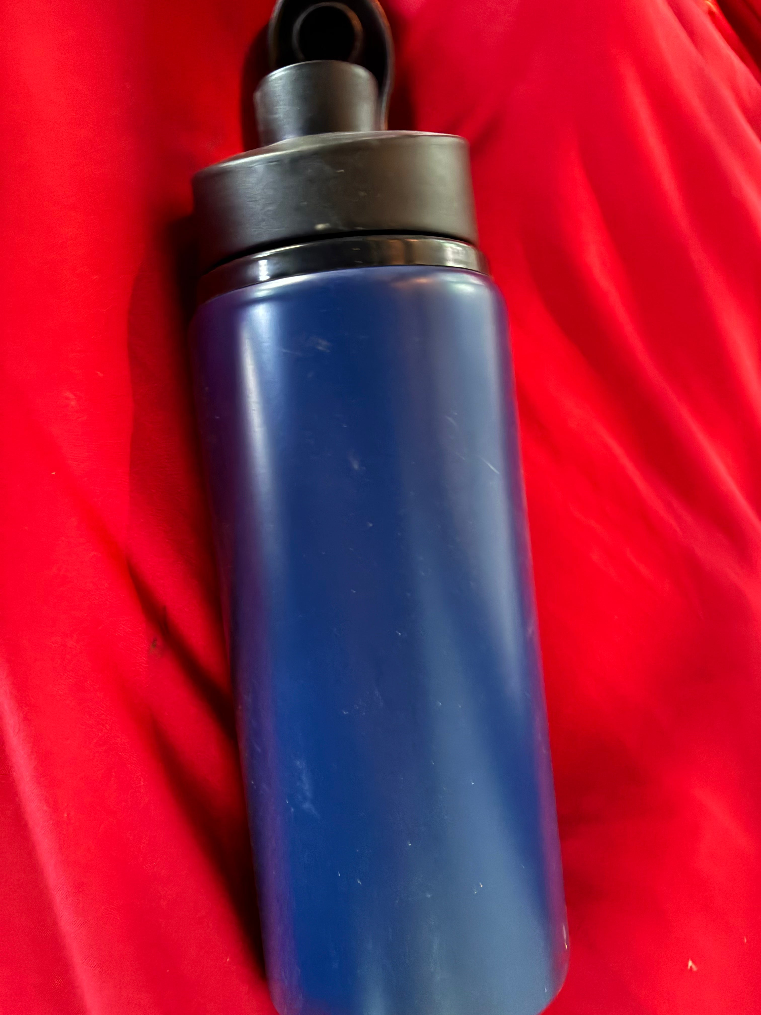 Blue 20oz aluminum water bottle