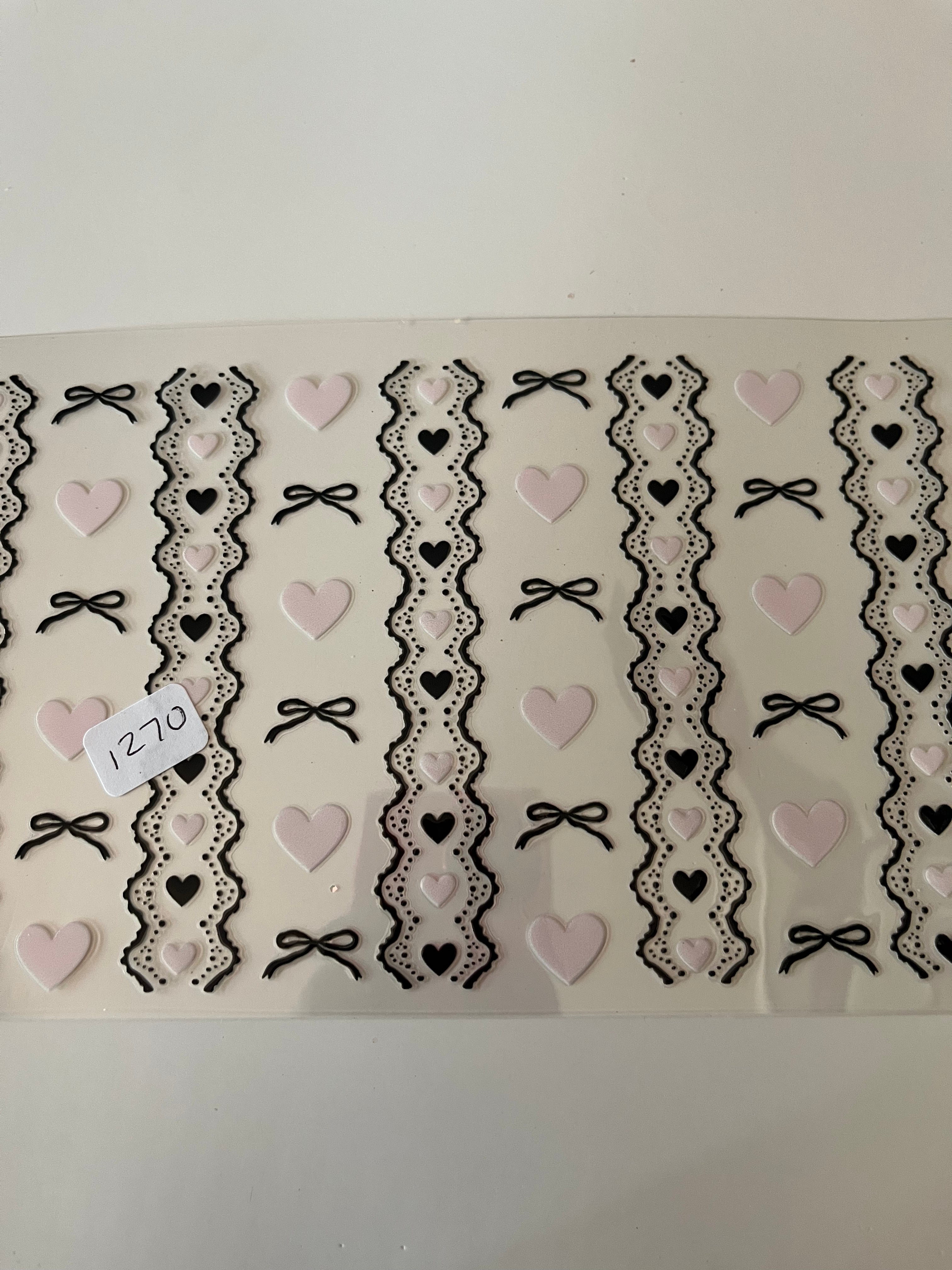 Lace bows hearts 1270